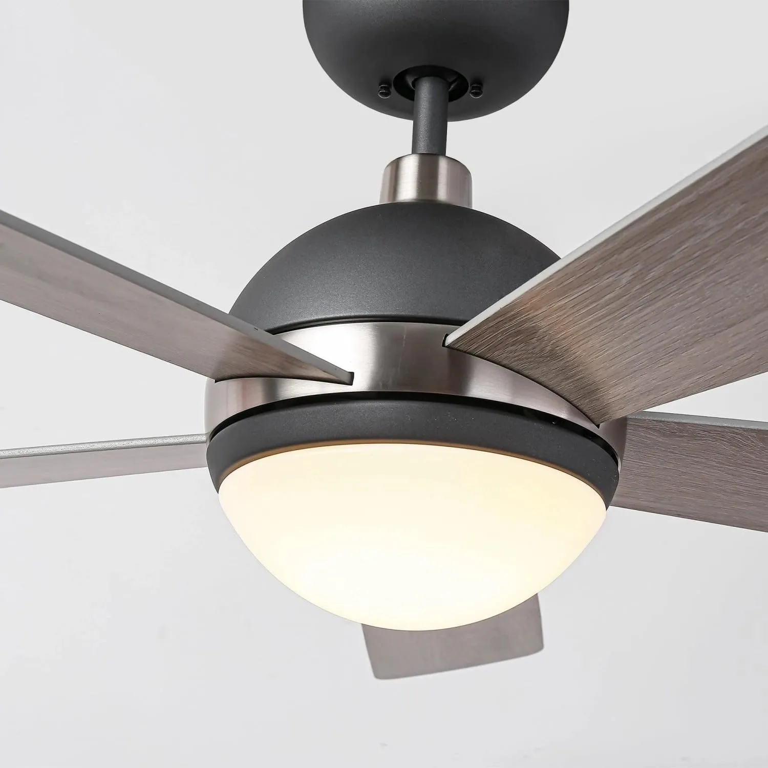 52 Inch Black Silver Ceiling Fan with Lights and Remote, Modern Ceiling Fan with Light Kit, Indoor Outdoor Ceiling Fans for Patios, Living Room, Bedroom
