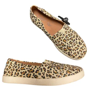 Animal Print Shoes Flats Toms, Size 7.5 toms