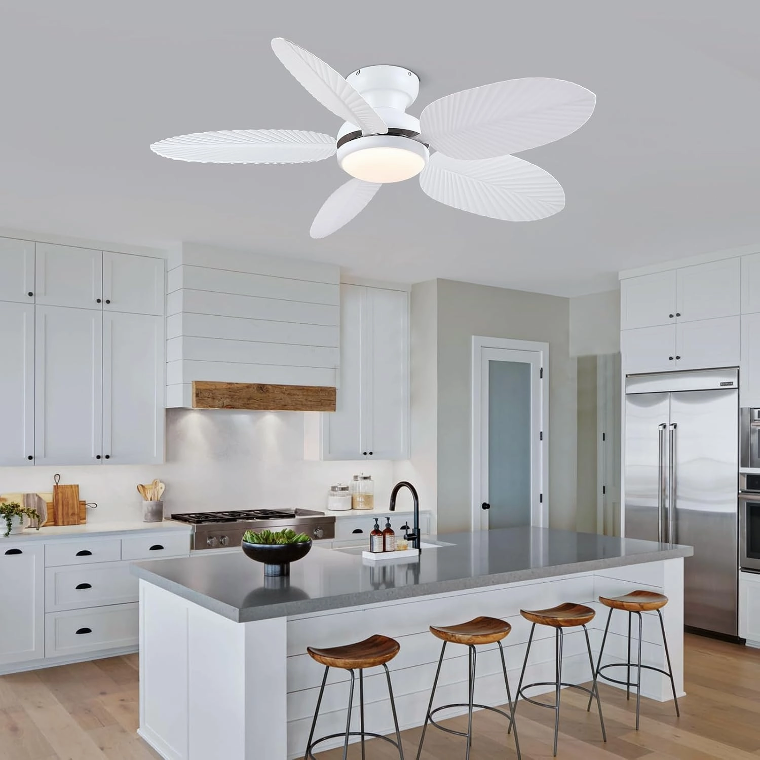 Ceiling Fans with Lights and Remote/APP Control, 45 Inch Low Profile Tropical Ceiling Fan for Living Room Bedroom, Outdoor Flush Mount Palm Leaf Ceiling Fan for Patios Porch, White