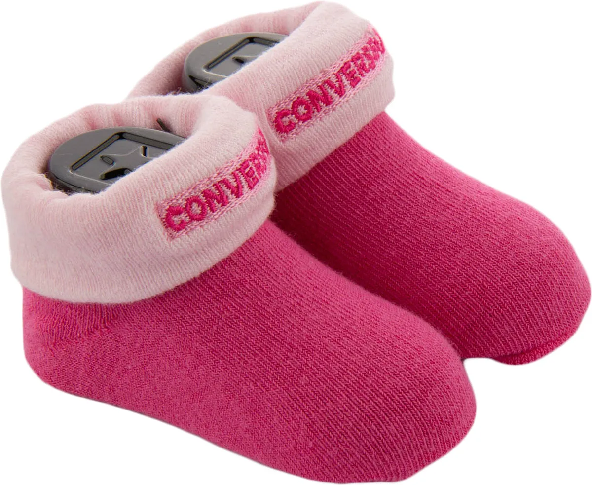 Converse Crib Set In Pink including Bootie, Hat & Bib Shoes Converse