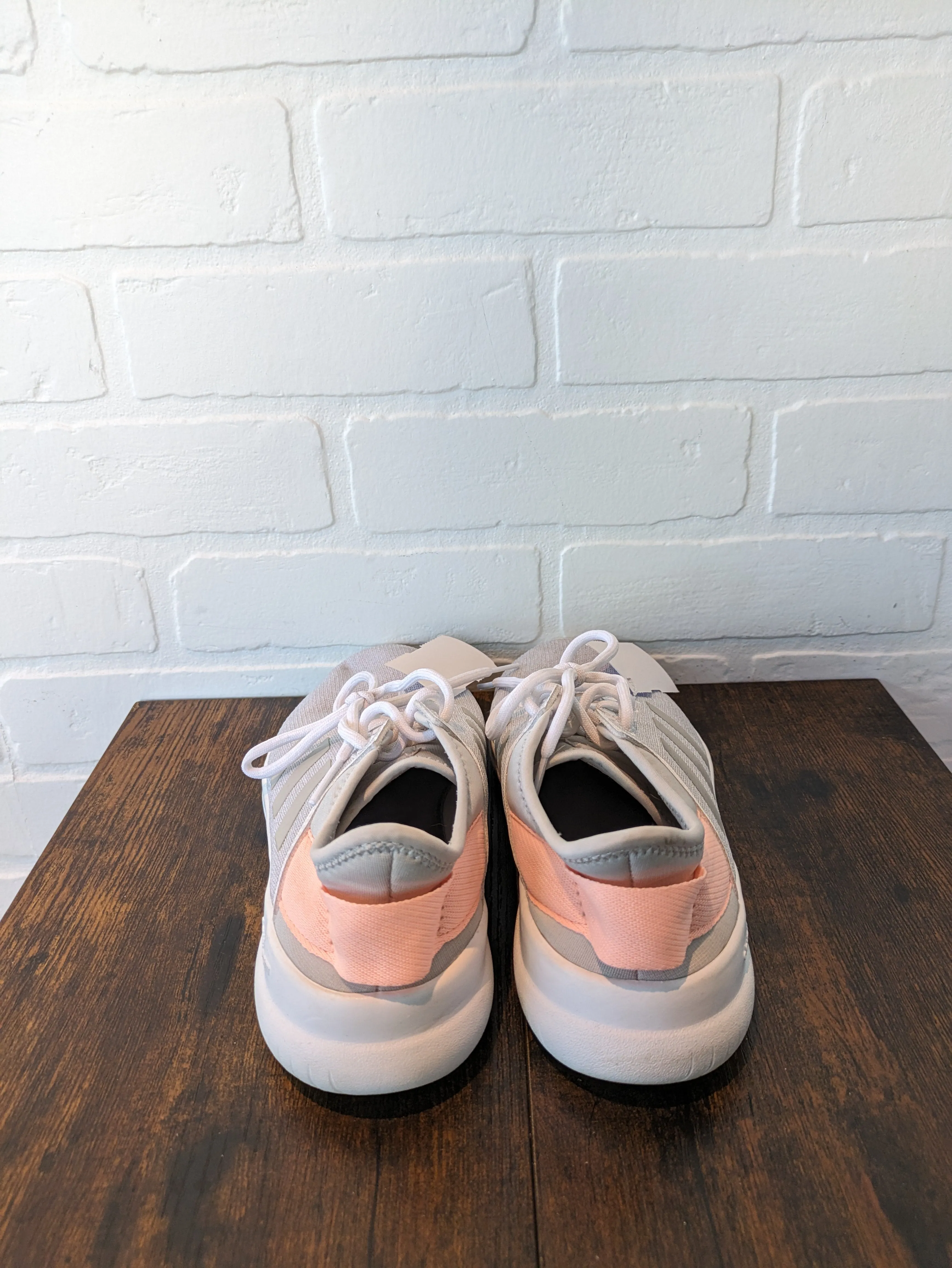Grey Shoes Athletic Adidas, Size 6 adidas
