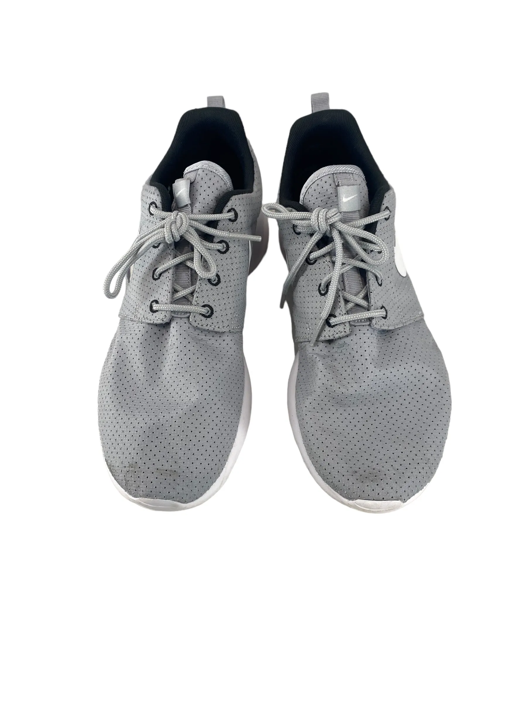 Grey Shoes Athletic Nike, Size 9.5 nike