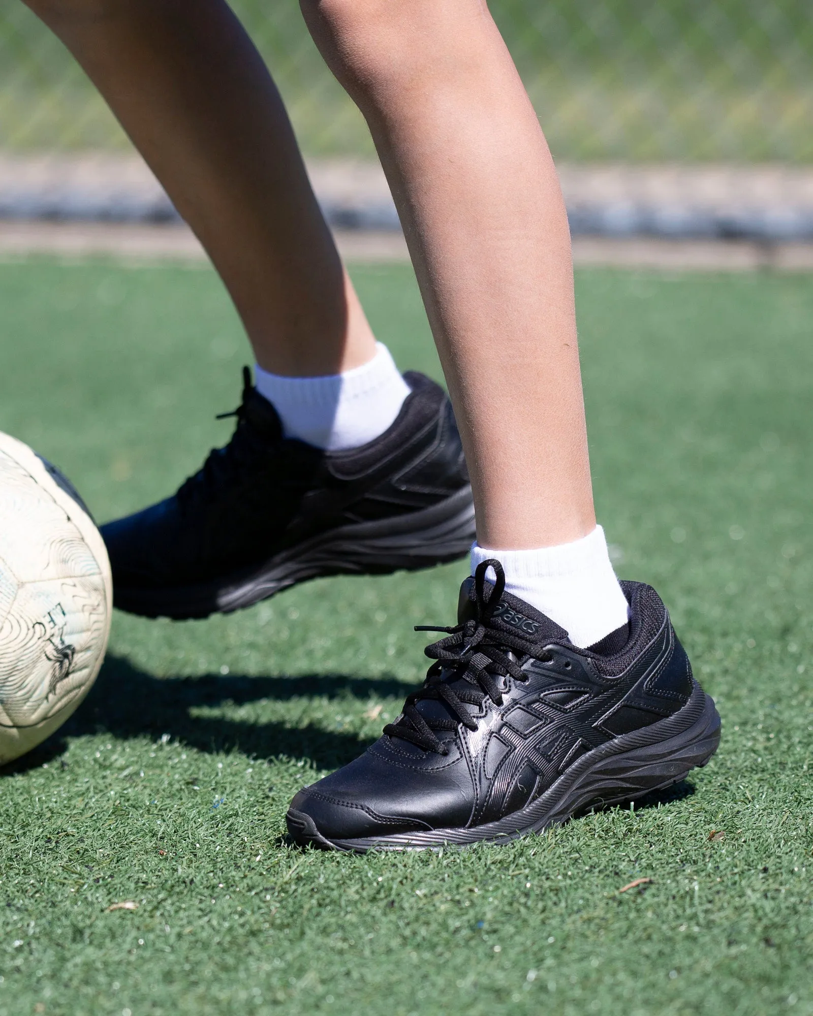 Hibana Grade School Black Asics Shoes