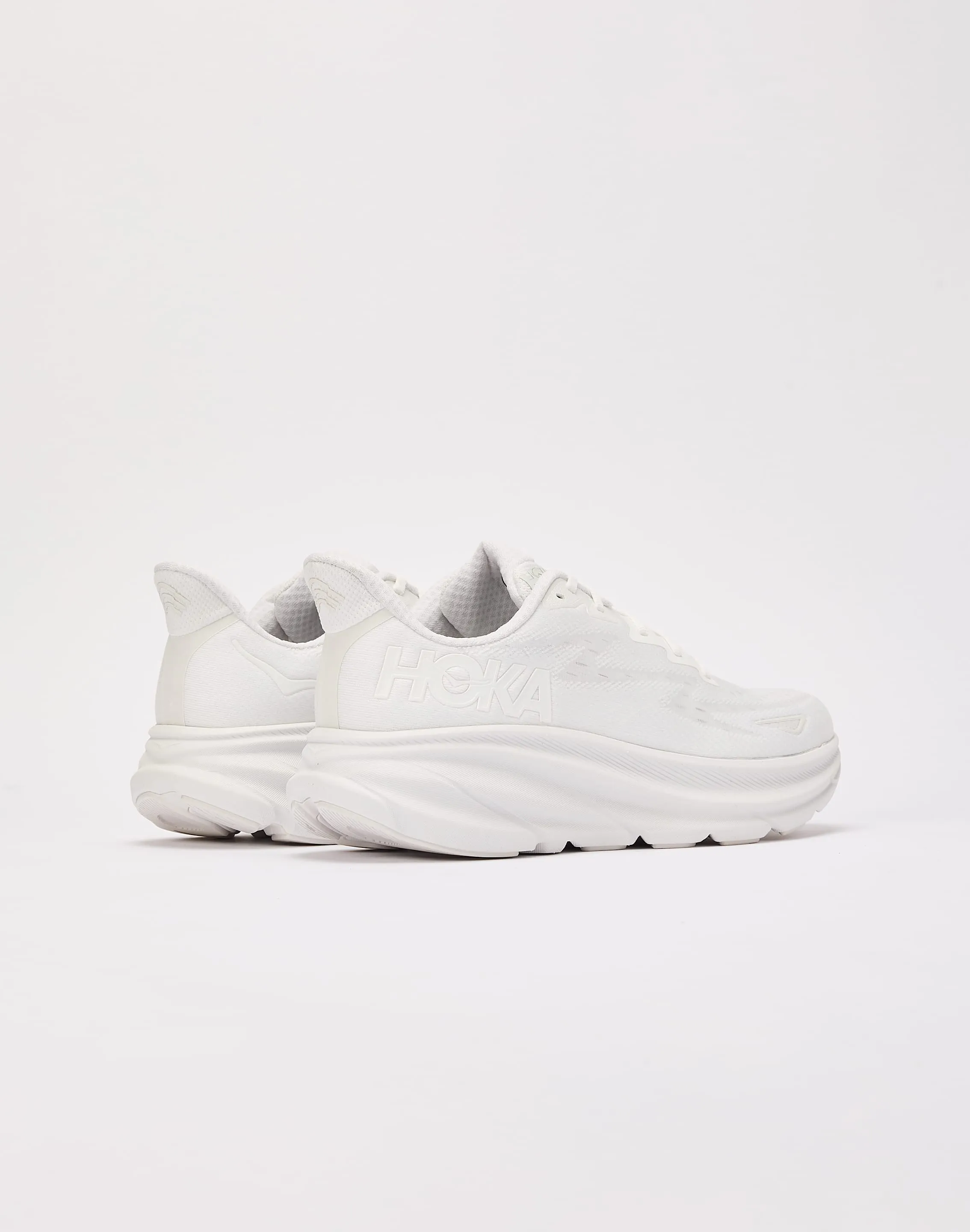 HOKA Clifton 9