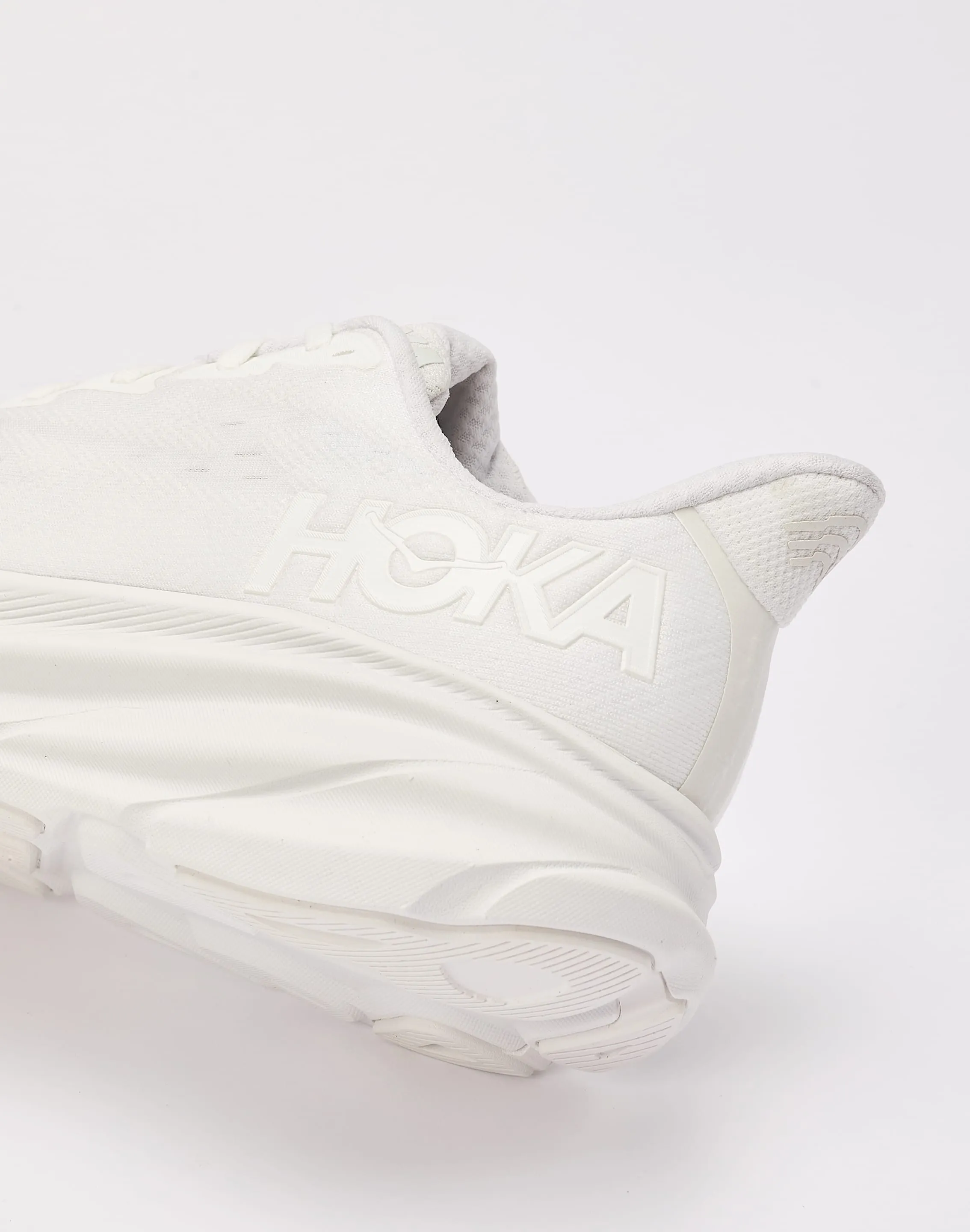 HOKA Clifton 9