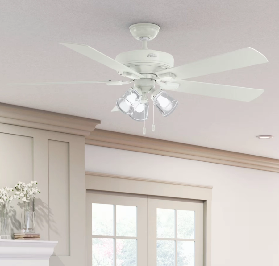 Hunter Fan Crestfield Pull Chain Flushmount Ceiling Fan with 18W LED