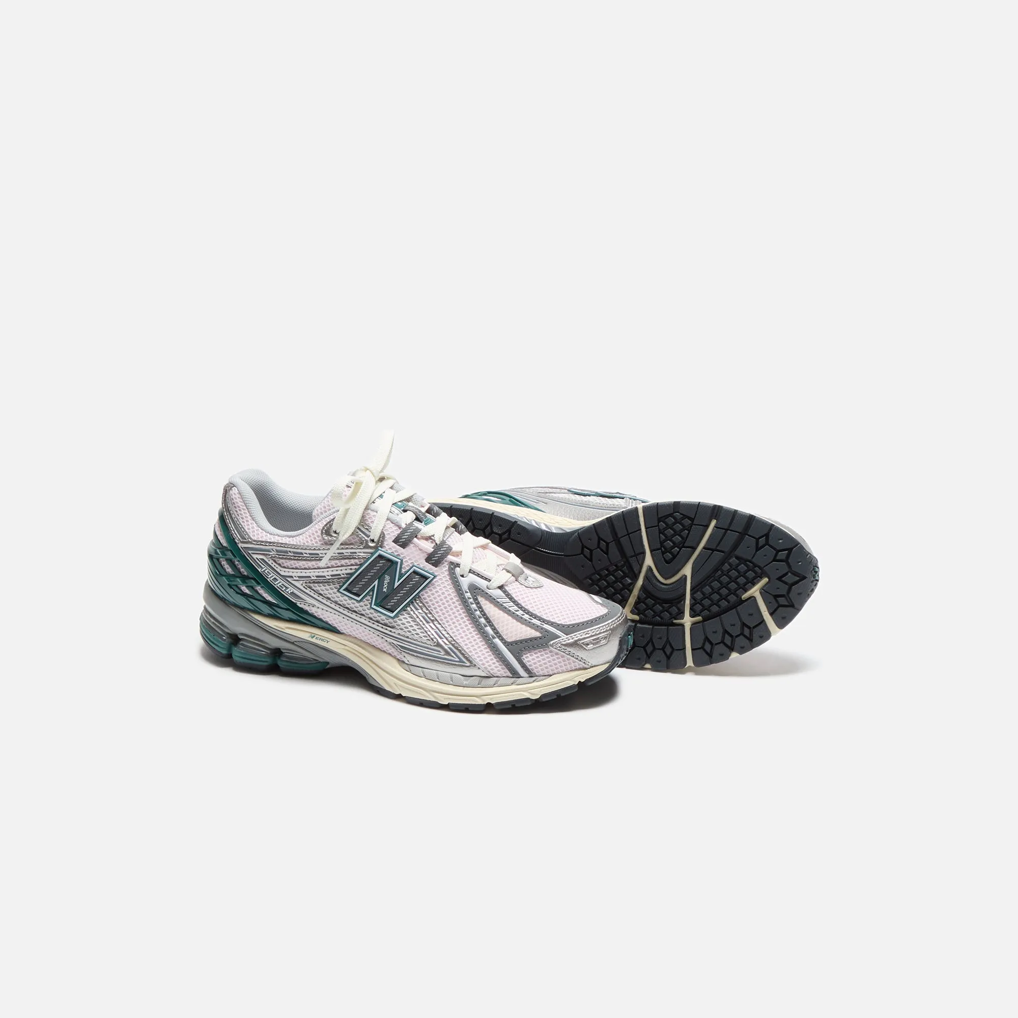 New Balance 1906R - Granite / Metallic Pink