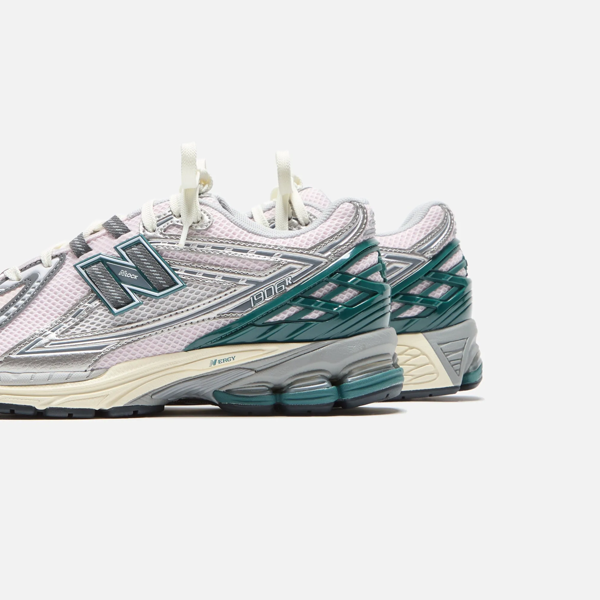 New Balance 1906R - Granite / Metallic Pink