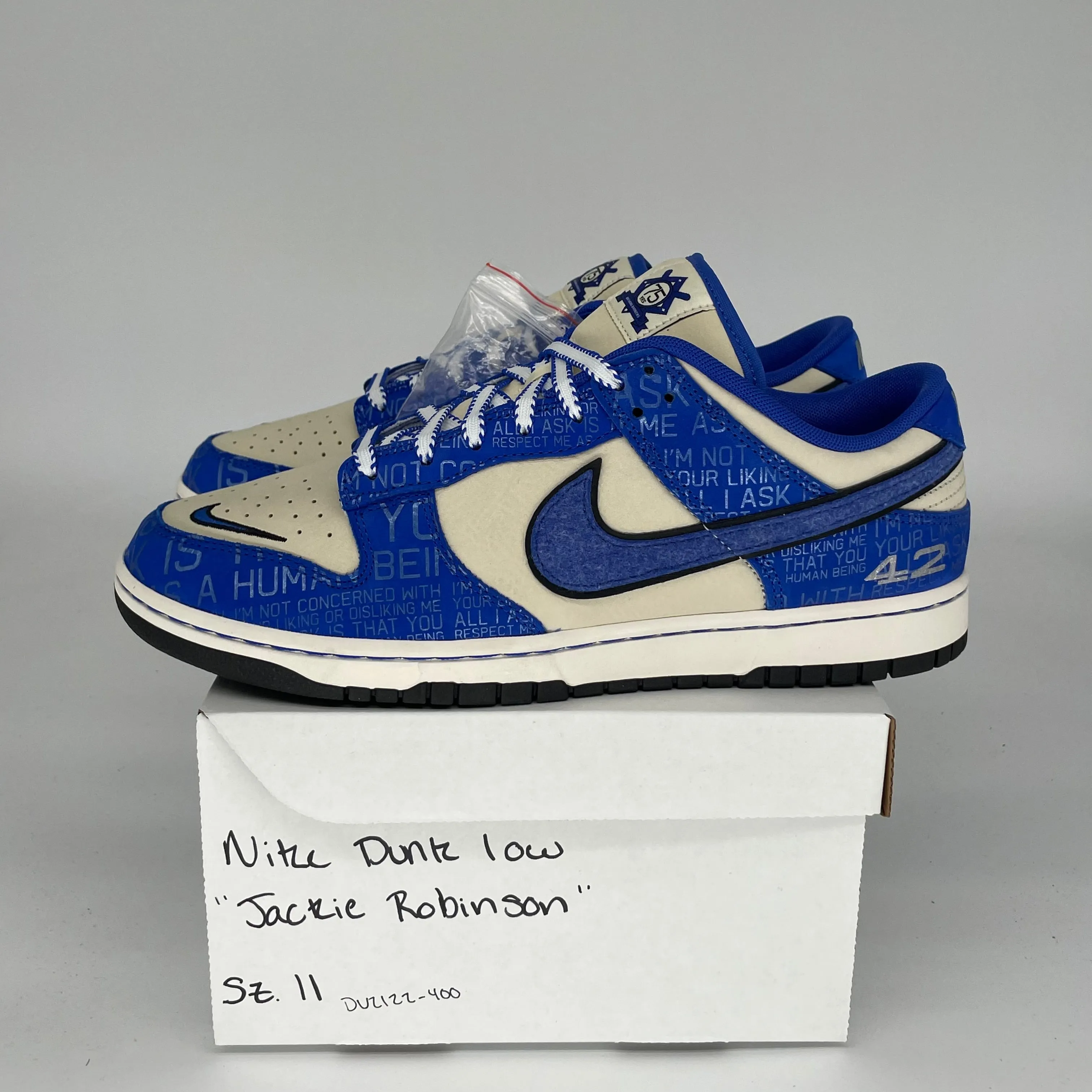 NIKE DUNK LOW JACKIE ROBINSON SIZE 11 DV2122-400