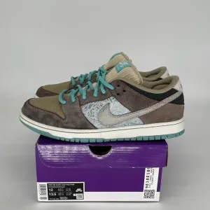 NIKE SB DUNK LOW BIG MONEY SAVINGS SIZE 12 FZ3129-200