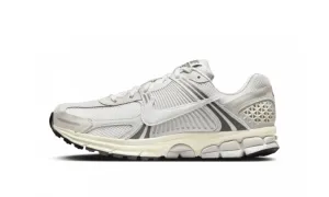 Nike	Sneakers Nike Zoom Vomero 5 Platinum Tint
