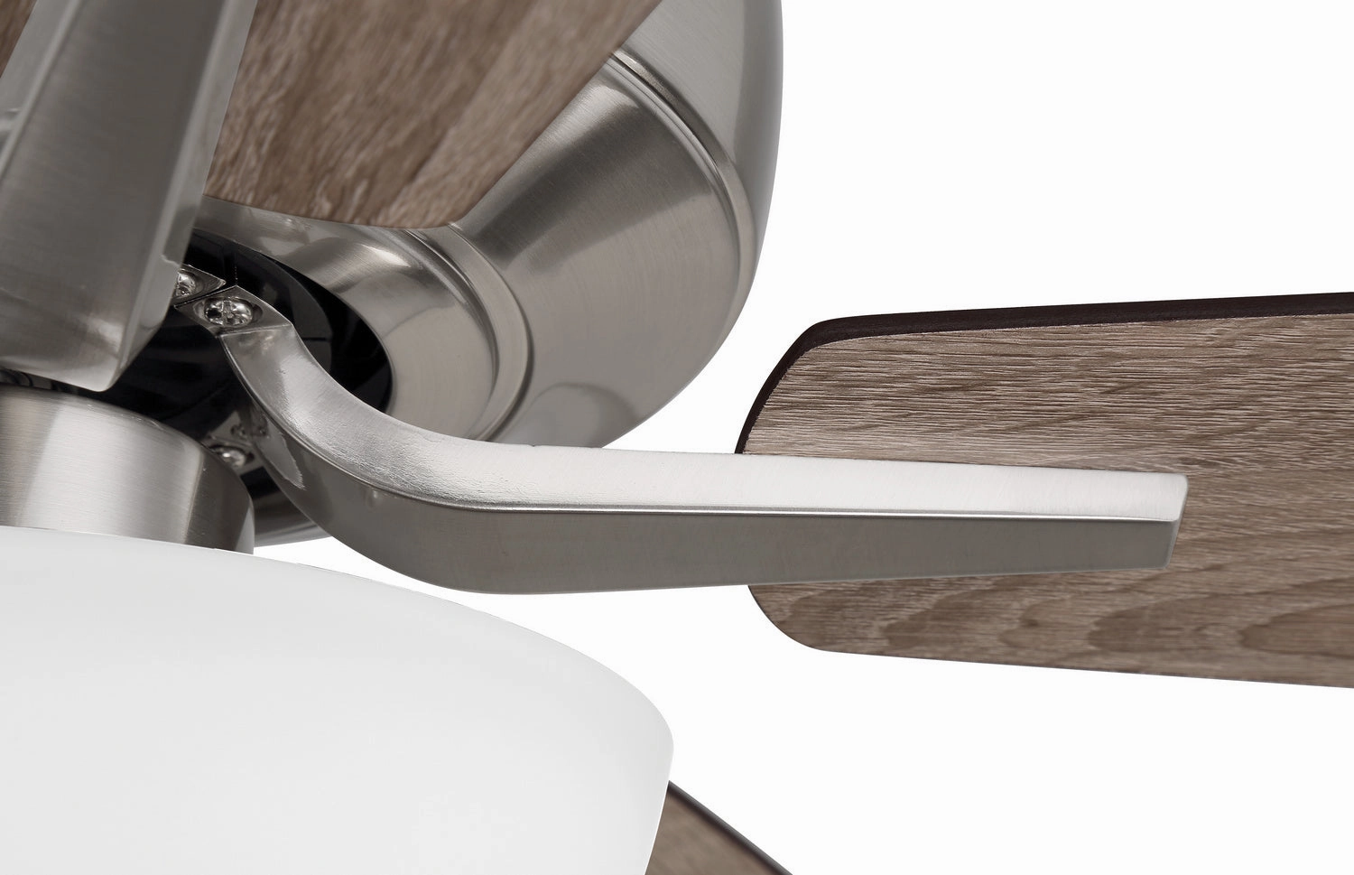 Pro Plus 211 52" Ceiling Fan in Brushed Polished Nickel