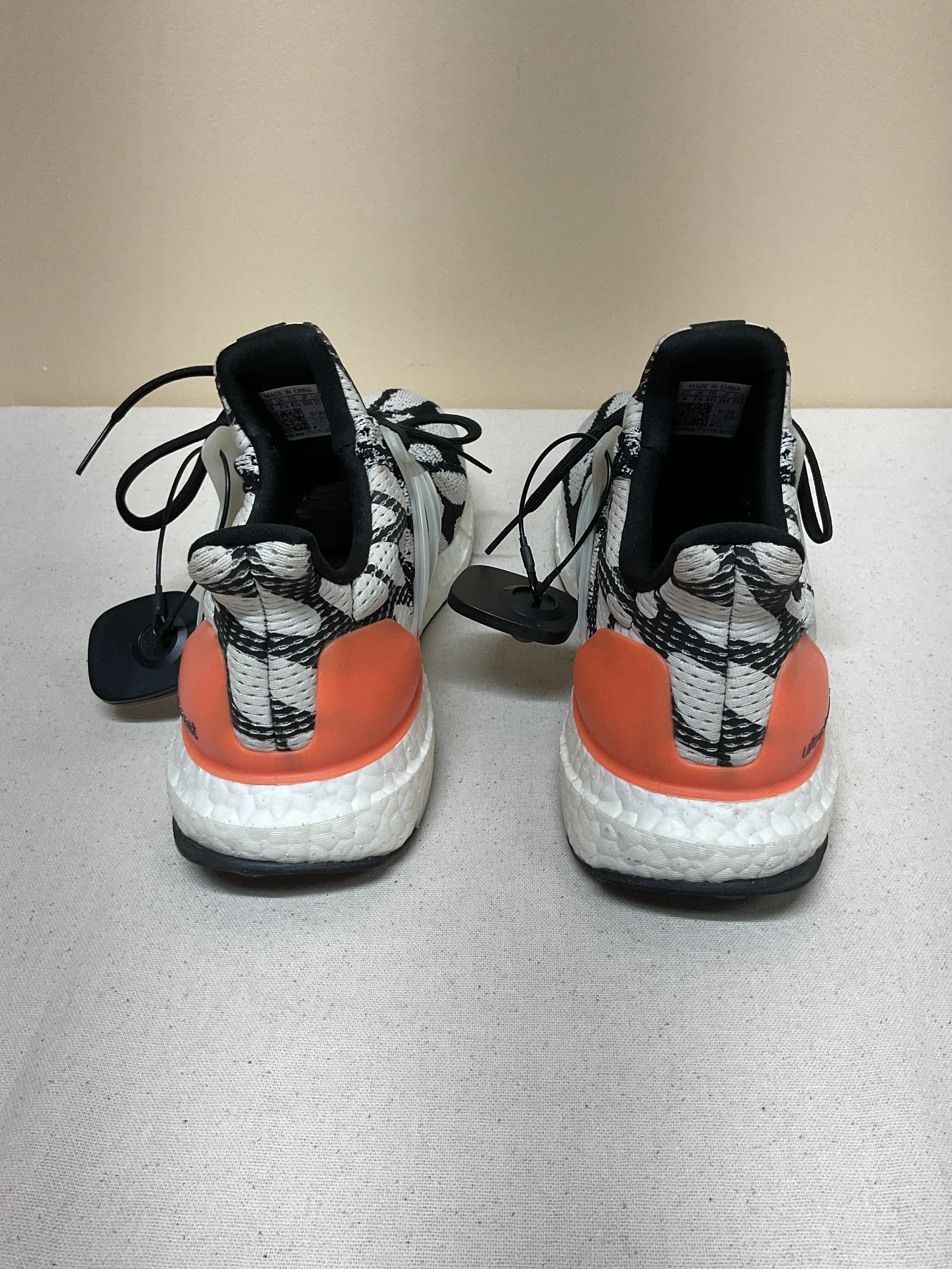 Shoes Athletic By Adidas In Black & Cream, Size:9 adidas