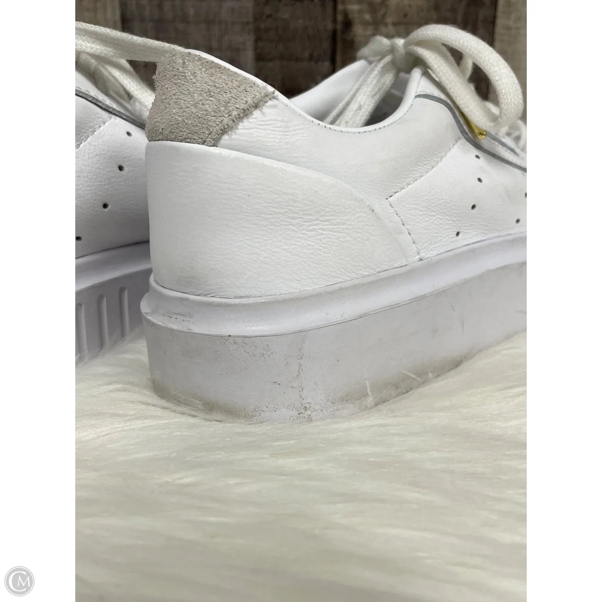 Shoes Athletic By Adidas In White, Size: 7 adidas