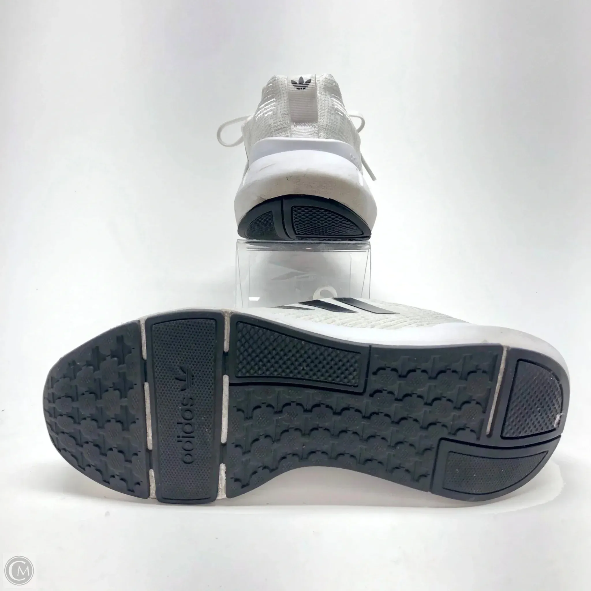 Shoes Athletic By Adidas In White, Size: 7 adidas