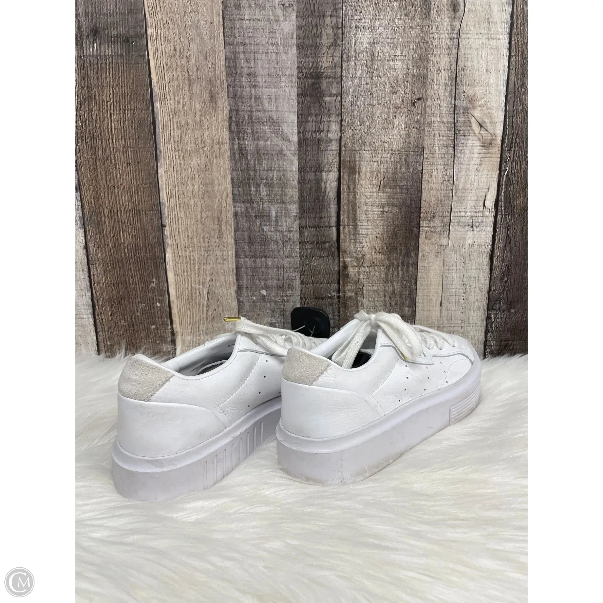 Shoes Athletic By Adidas In White, Size: 7 adidas