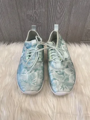 Shoes Athletic By Nike  Size: 8 nike