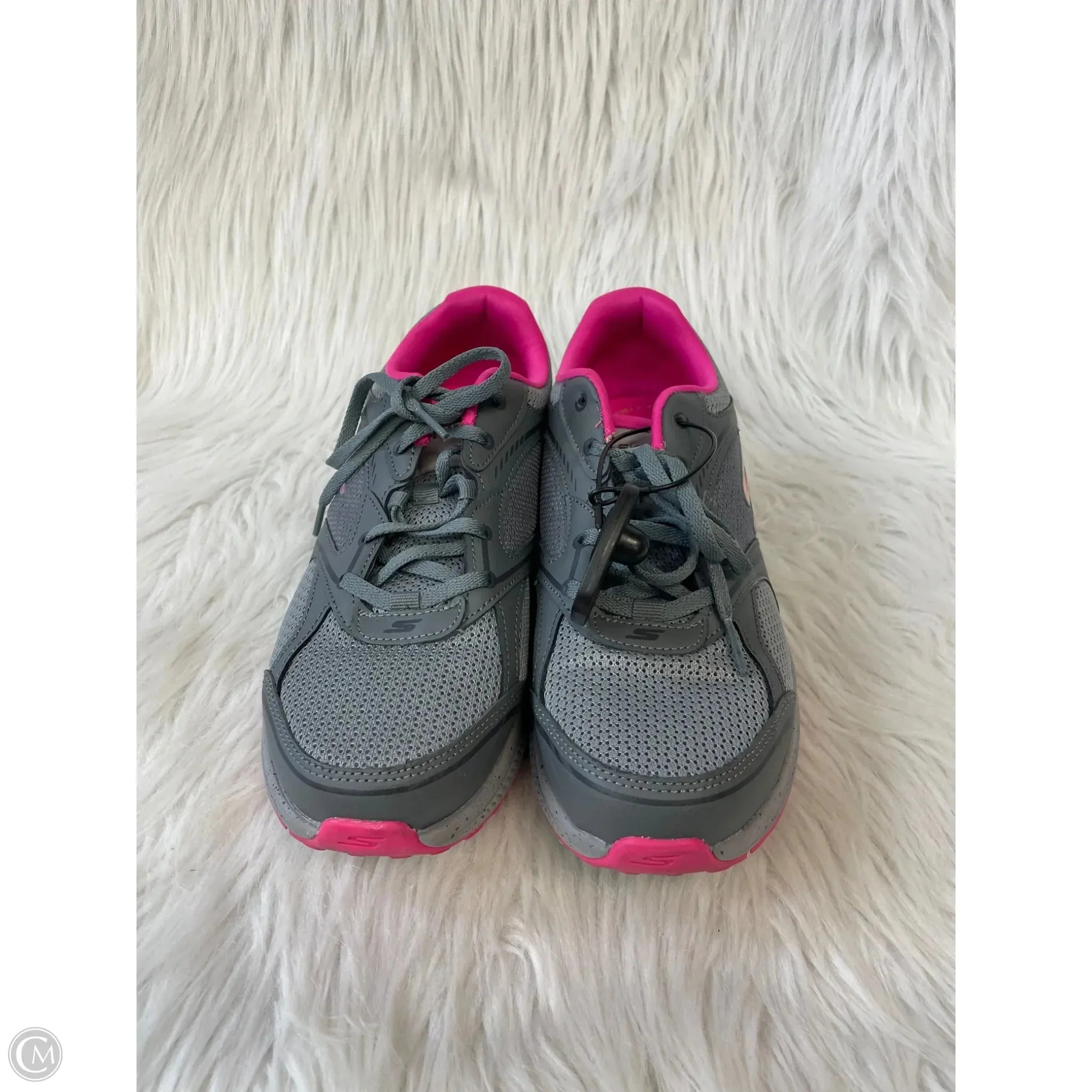Shoes Athletic By Skechers In Grey & Pink, Size: 9.5 skechers