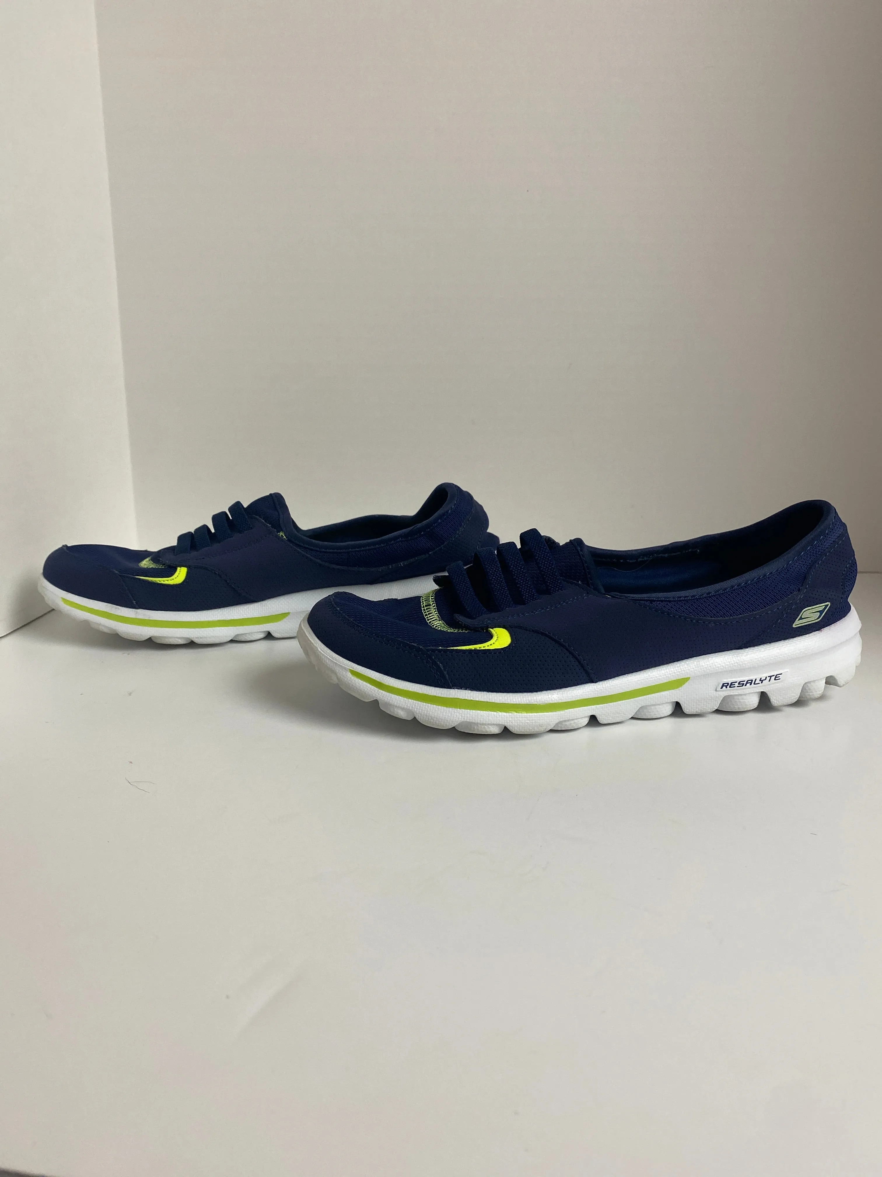 Shoes Athletic By Skechers In Navy, Size: 7.5 skechers