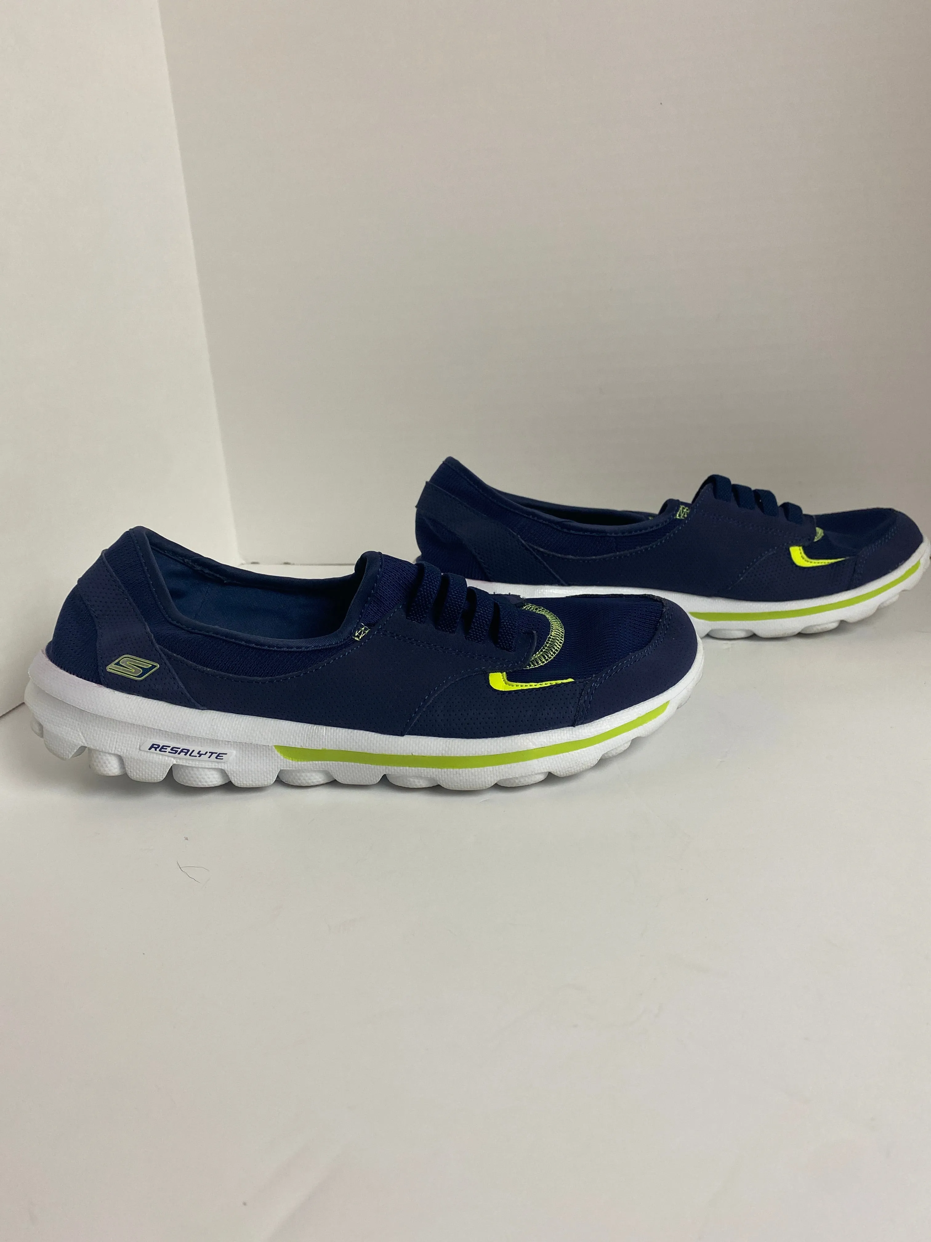 Shoes Athletic By Skechers In Navy, Size: 7.5 skechers