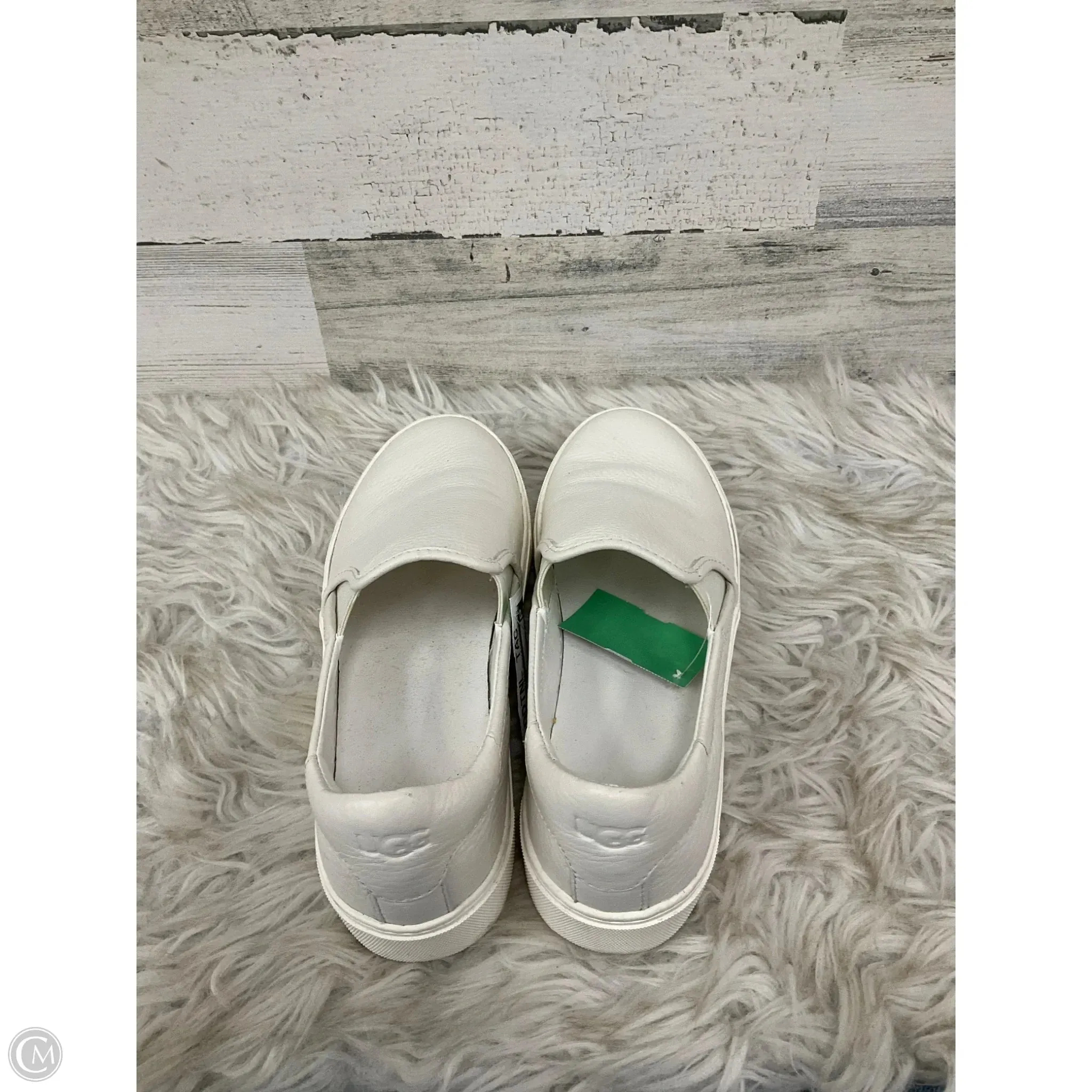 Shoes Designer By Ugg In White, Size: 7.5