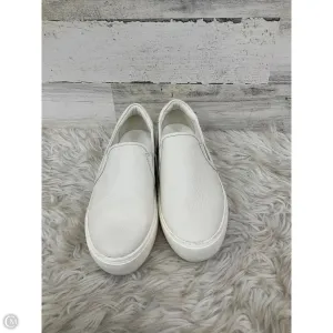 Shoes Designer By Ugg In White, Size: 7.5
