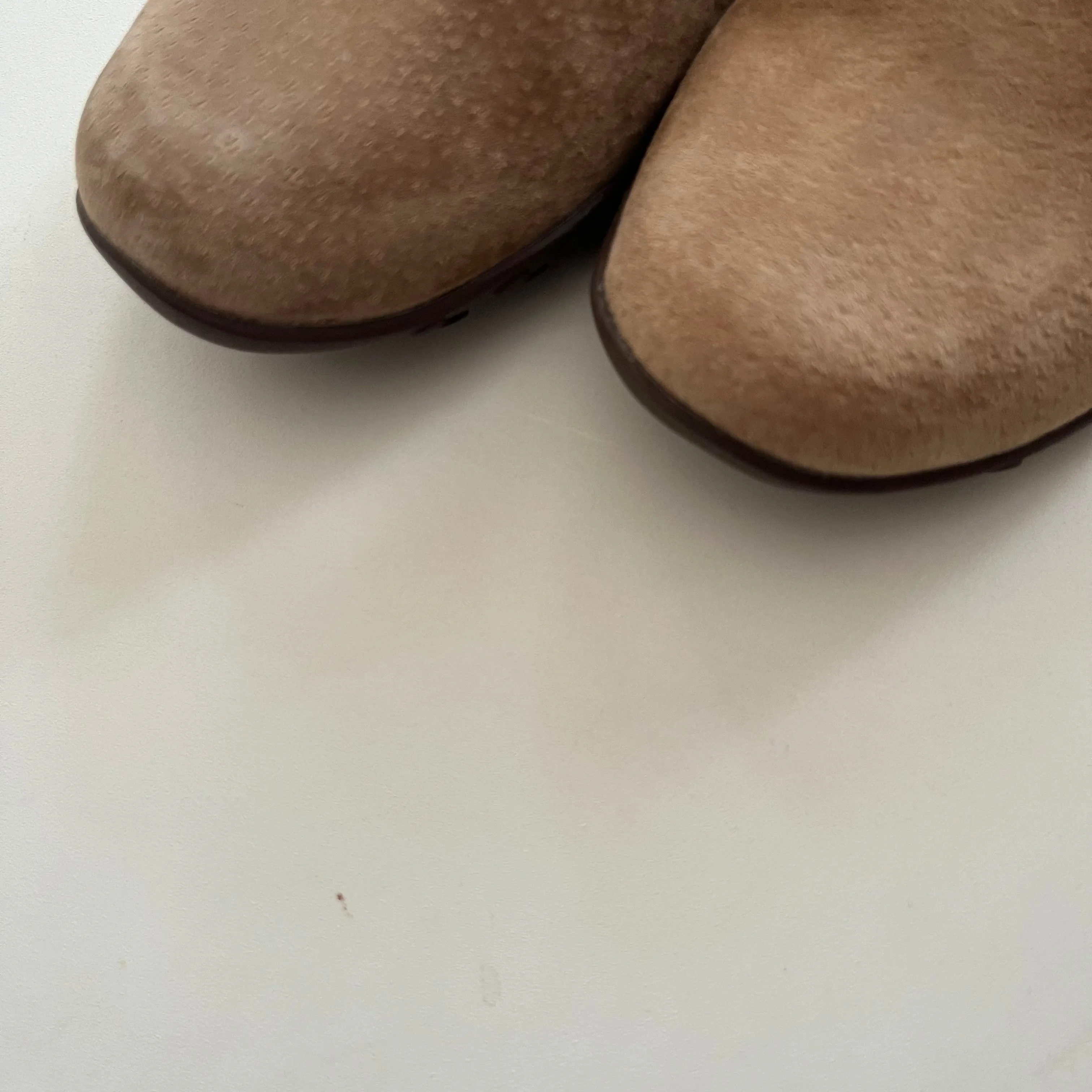 Shoes Flats Moccasin By Skechers In Camel, Size: 6.5 skechers