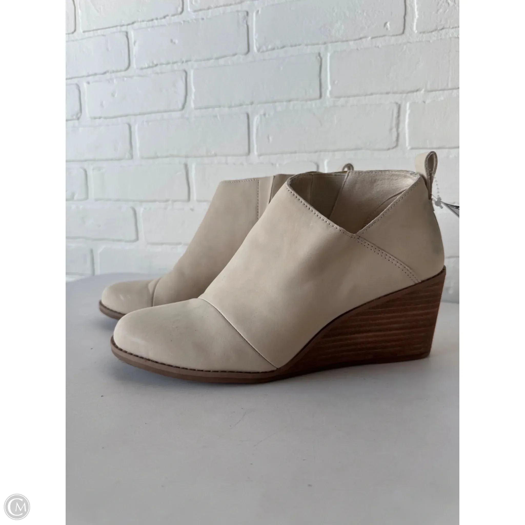 Shoes Heels Wedge By Toms In Cream, Size: 8.5 toms