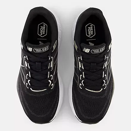 Shoes New Balance Women's 680 V8