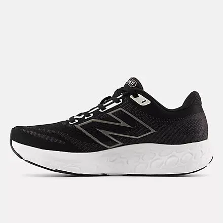 Shoes New Balance Women's 680 V8