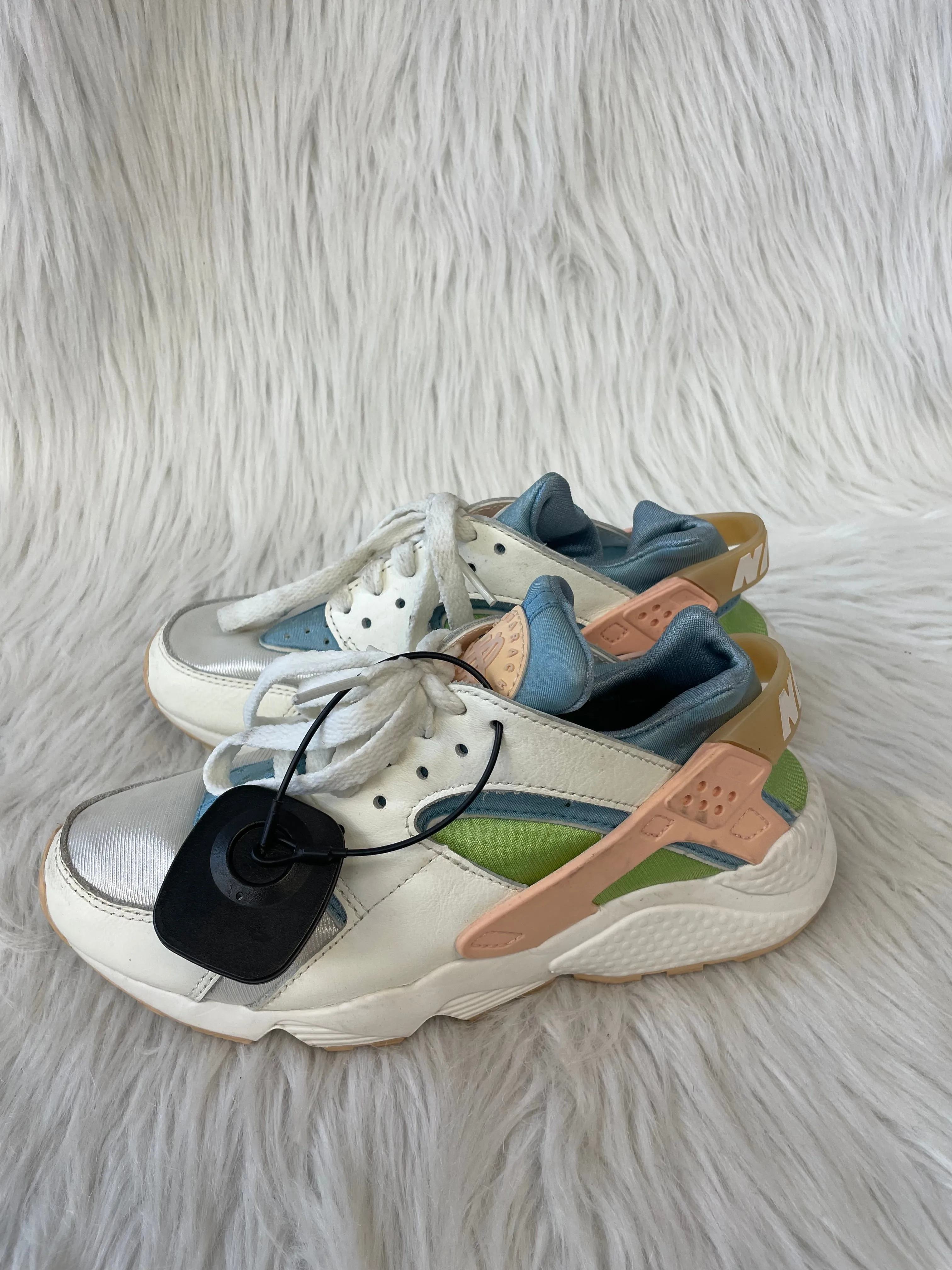 Shoes Sneakers By Nike In Multi-colored, Size: 6.5 nike