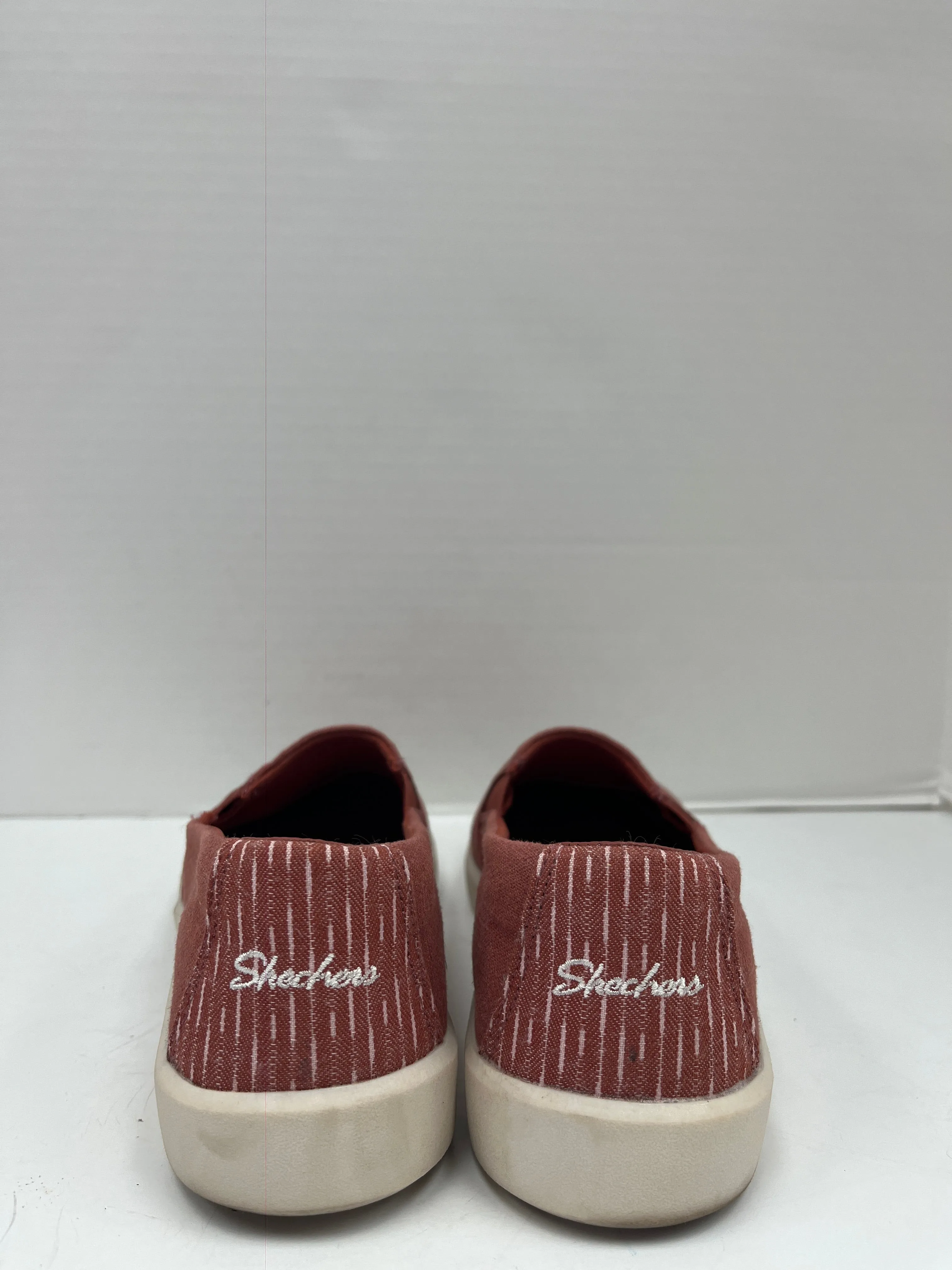 Shoes Sneakers By Skechers  Size: 7.5 skechers