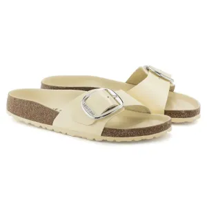 Women's Madrid Big Buckle Sandal In High Shine Butter